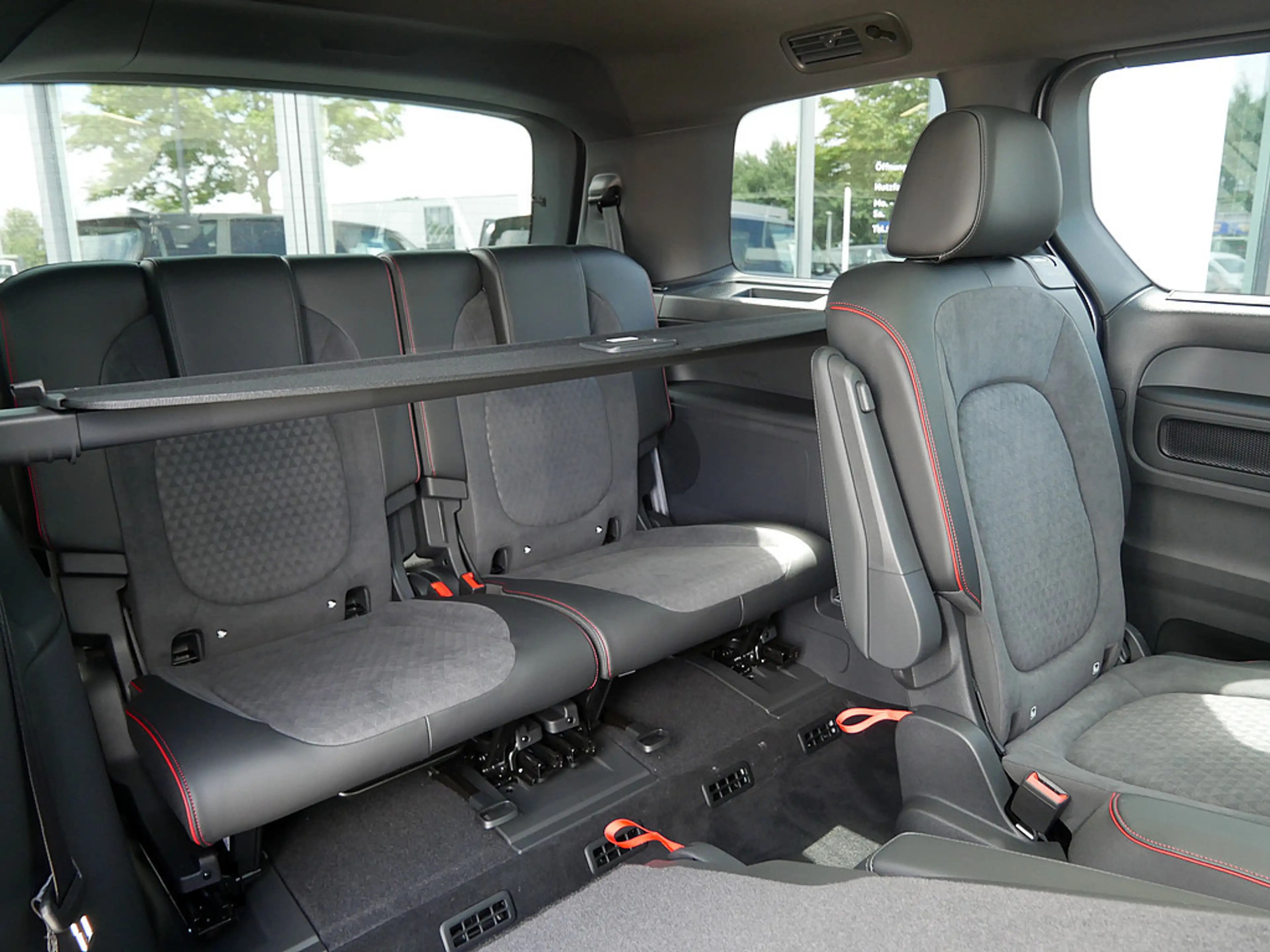 Volkswagen ID. Buzz GTX LR 4MOTION SHZ AHK MATRIX-LED — photo 14