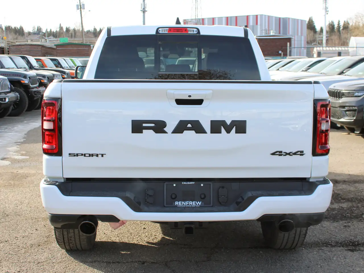 RAM 1500 снимка RAM 1500