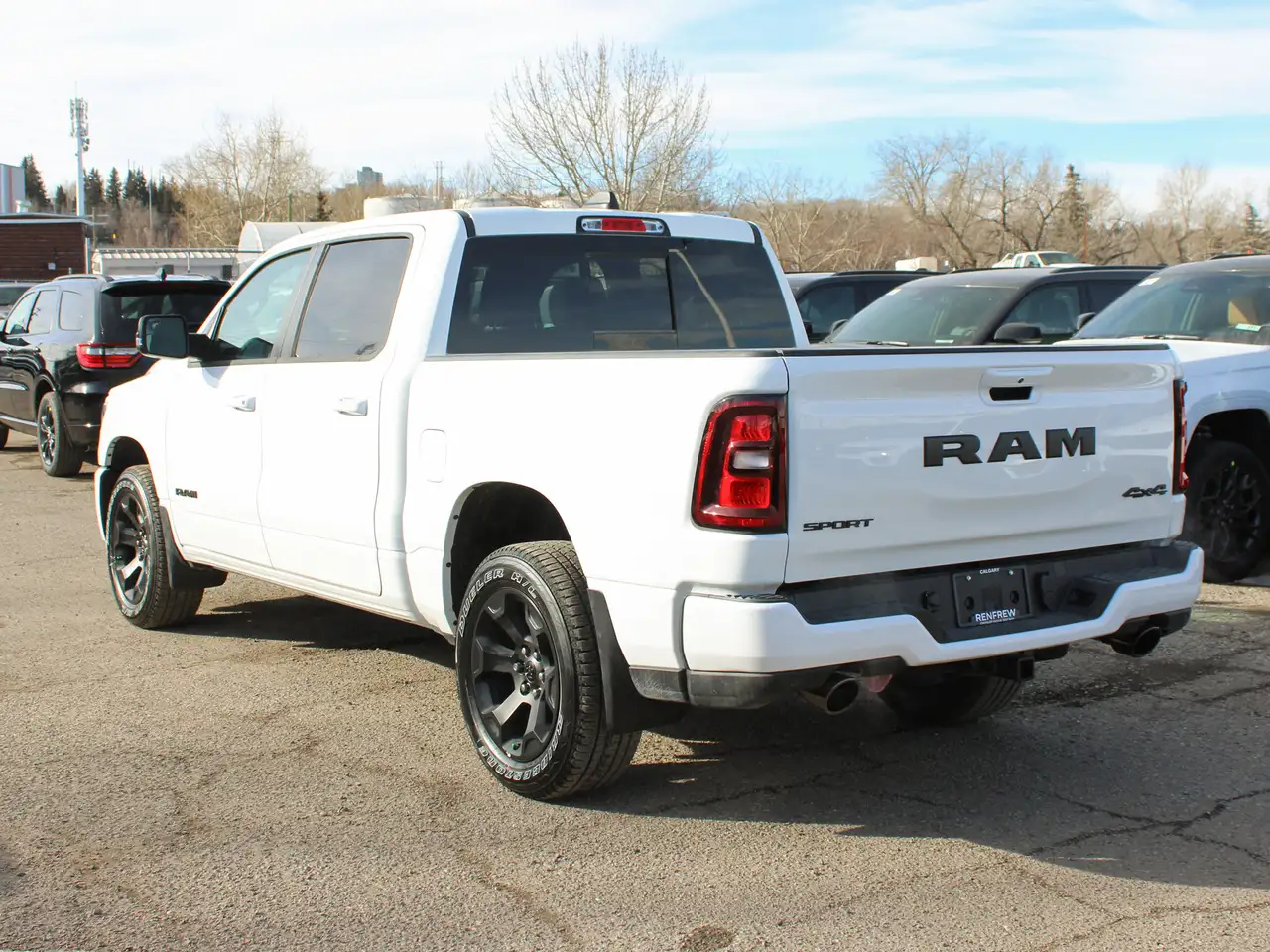 RAM 1500 снимка RAM 1500