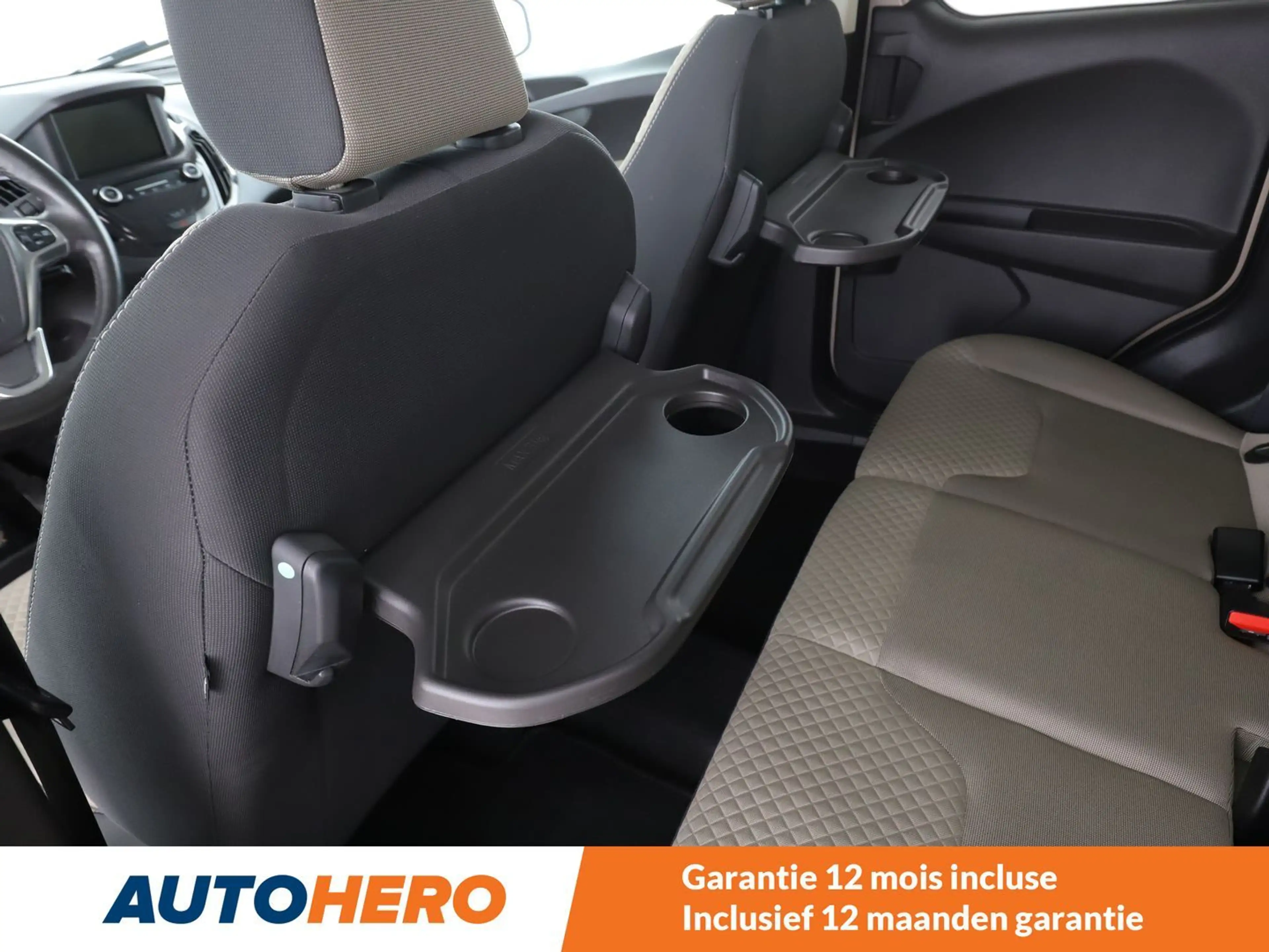 Ford Tourneo 1.0 EcoBoost Titanium — photo 13