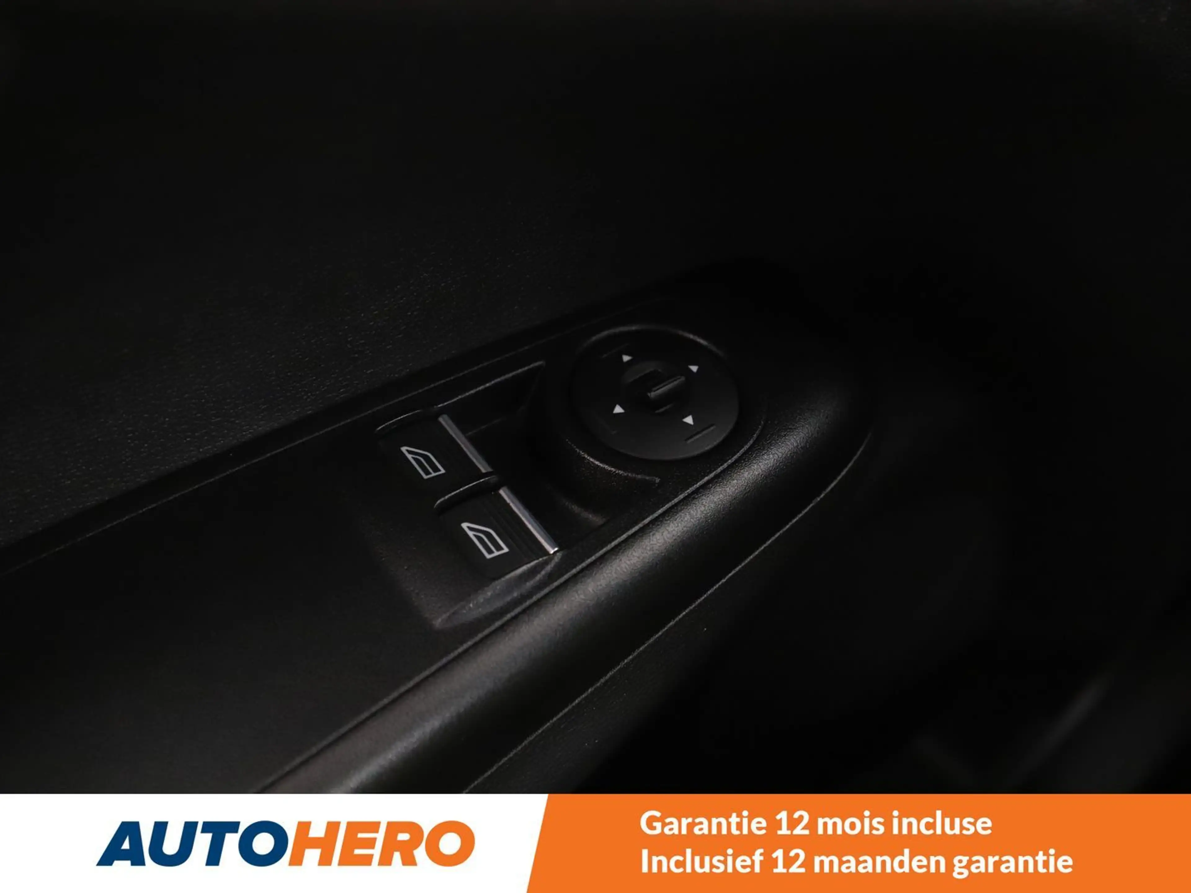Ford Tourneo 1.0 EcoBoost Titanium — photo 11
