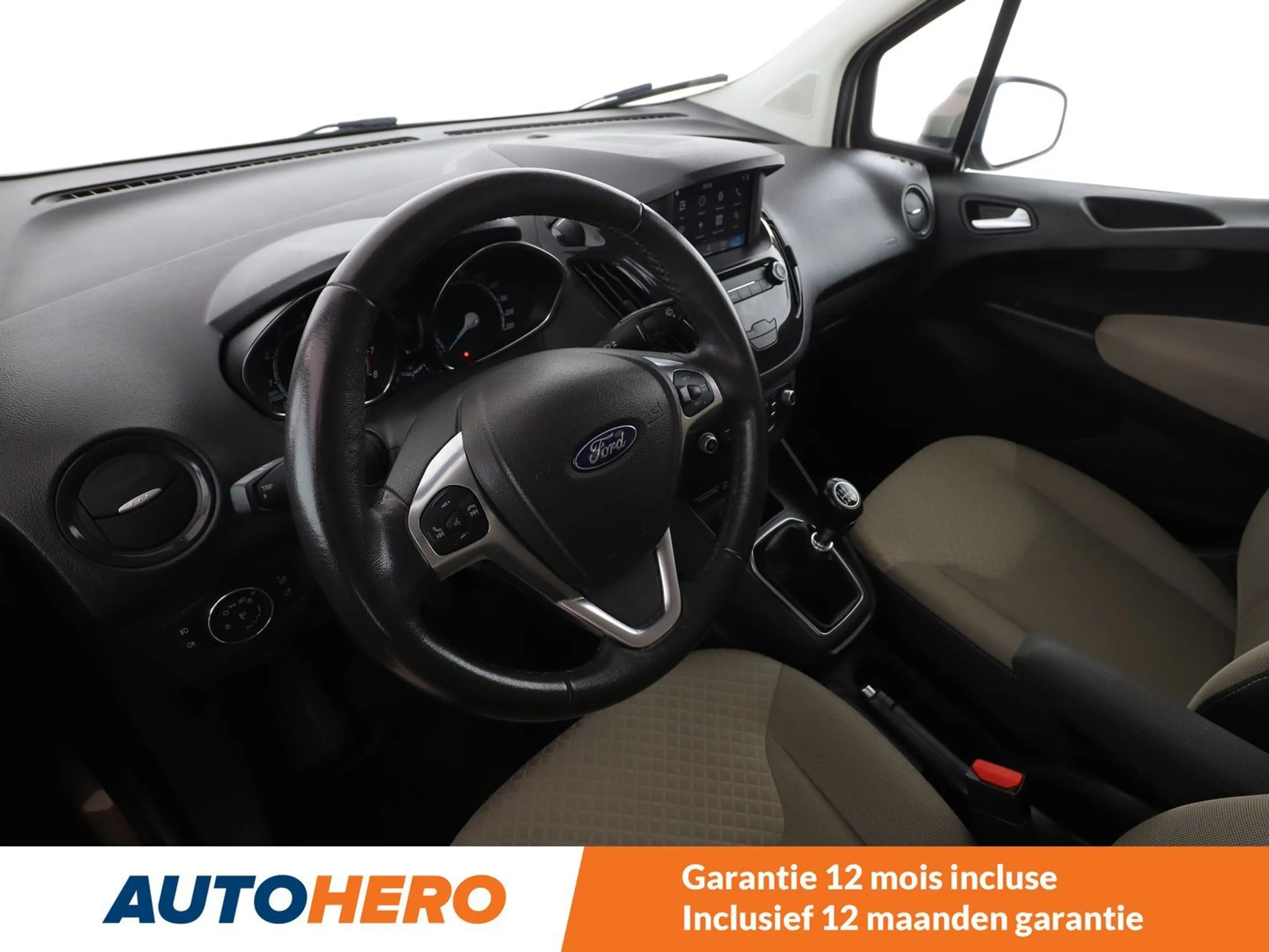 Ford Tourneo 1.0 EcoBoost Titanium — photo 15