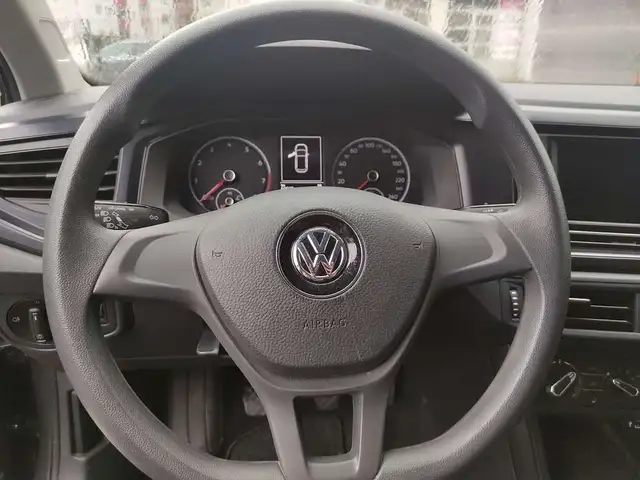Volkswagen Polo view 13