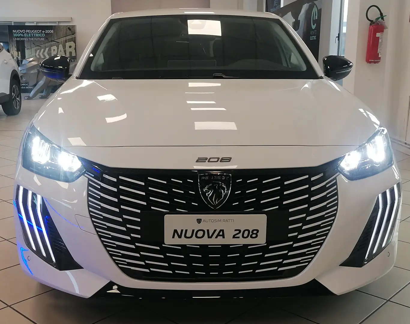 Peugeot 208 1.2 Allure s&s 100 (NO VINCOLO FINANZIARIO) Bianco - 2