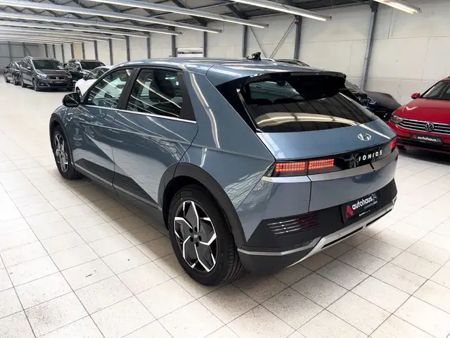 Hyundai Ioniq 5 view 4
