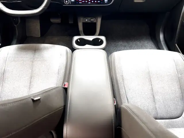 Hyundai Ioniq 5 view 14