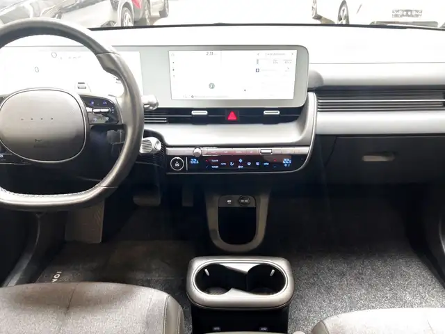 Hyundai Ioniq 5 view 13