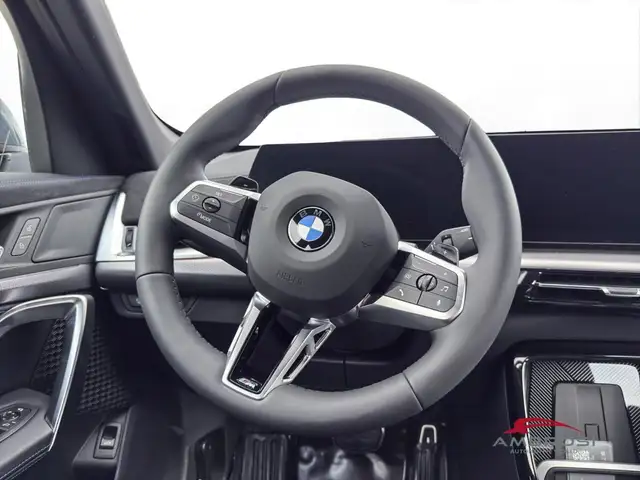 BMW X1 view 12
