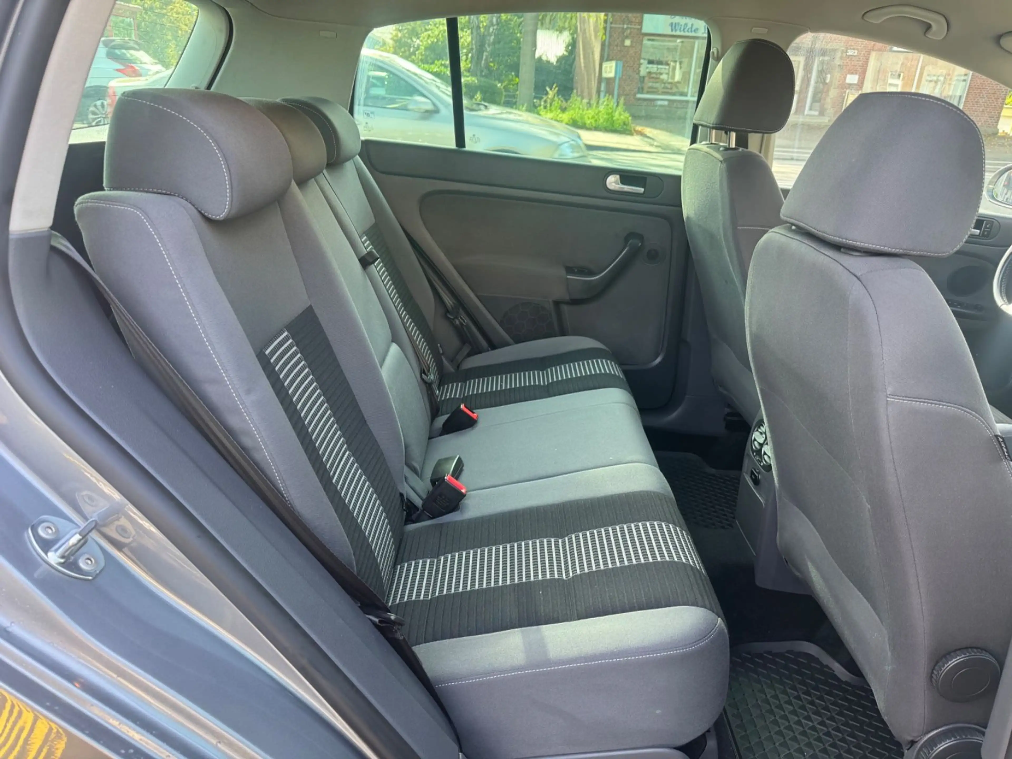 Volkswagen Golf Plus /AUT/SHZ/HU NEU/ÄNHK/MFLK/PDC/ALU — photo 13