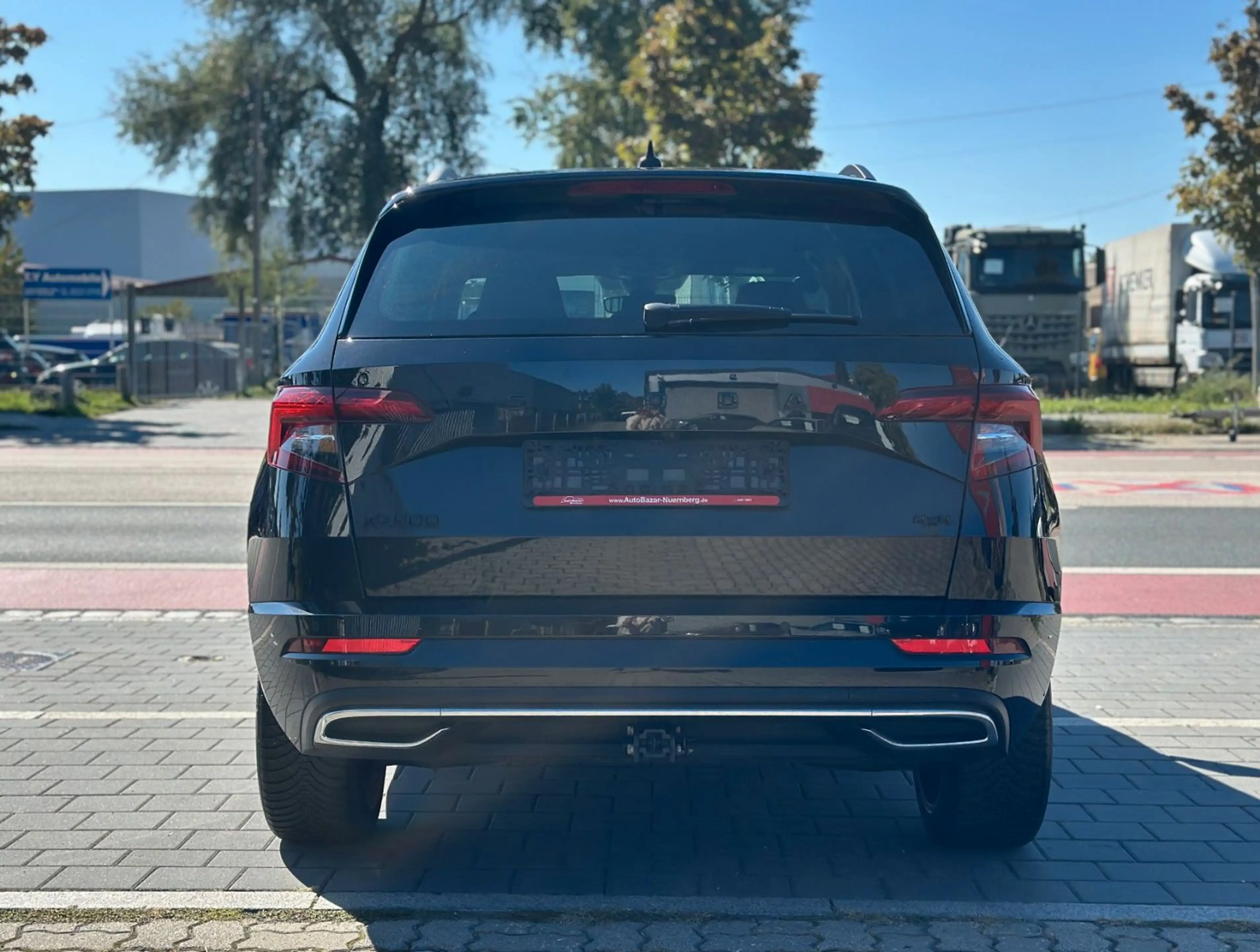 Skoda Karoq Sportline 4x4 / AHK / CarPlay & Android — photo 4