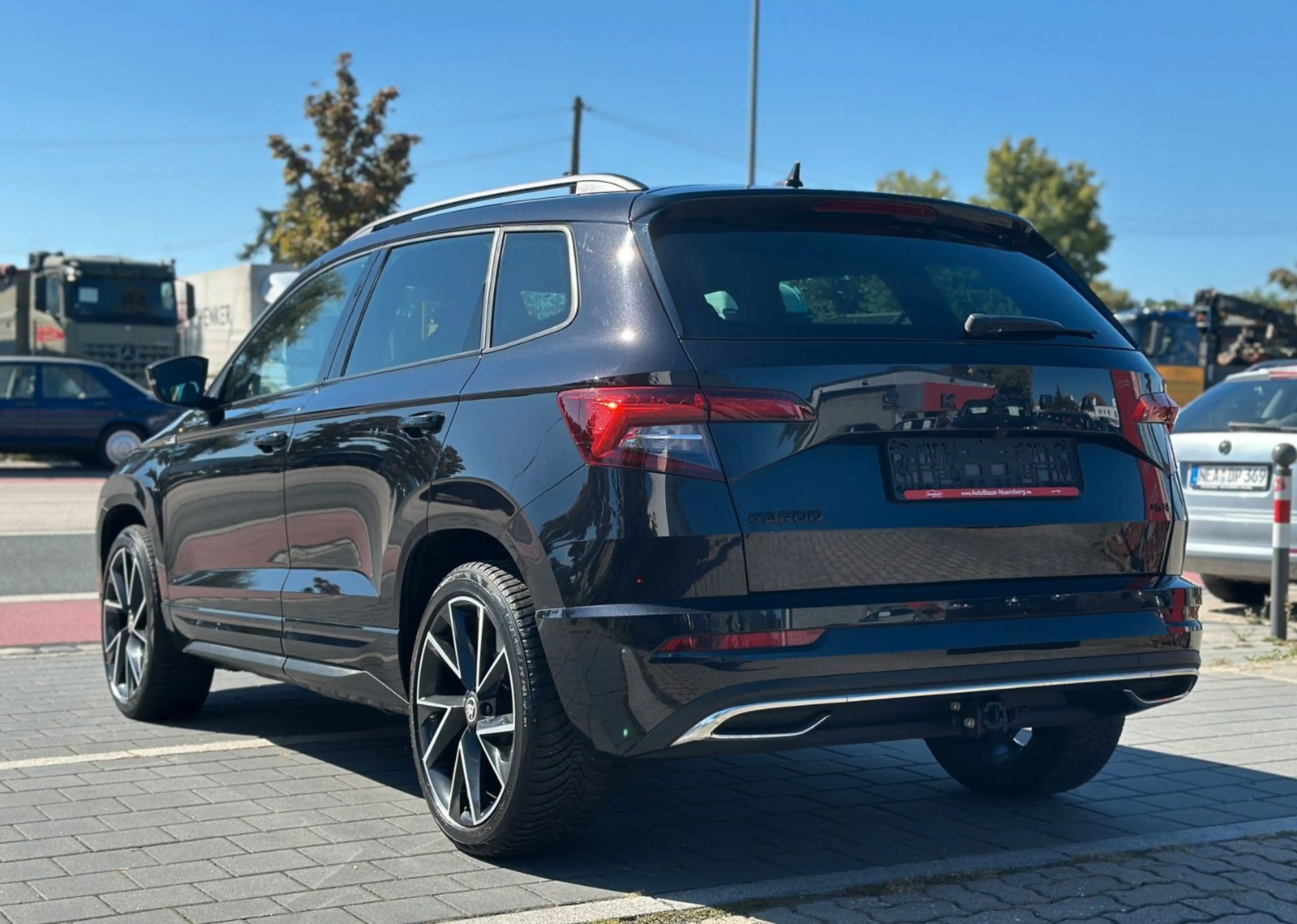 Skoda Karoq Sportline 4x4 / AHK / CarPlay & Android — photo 3