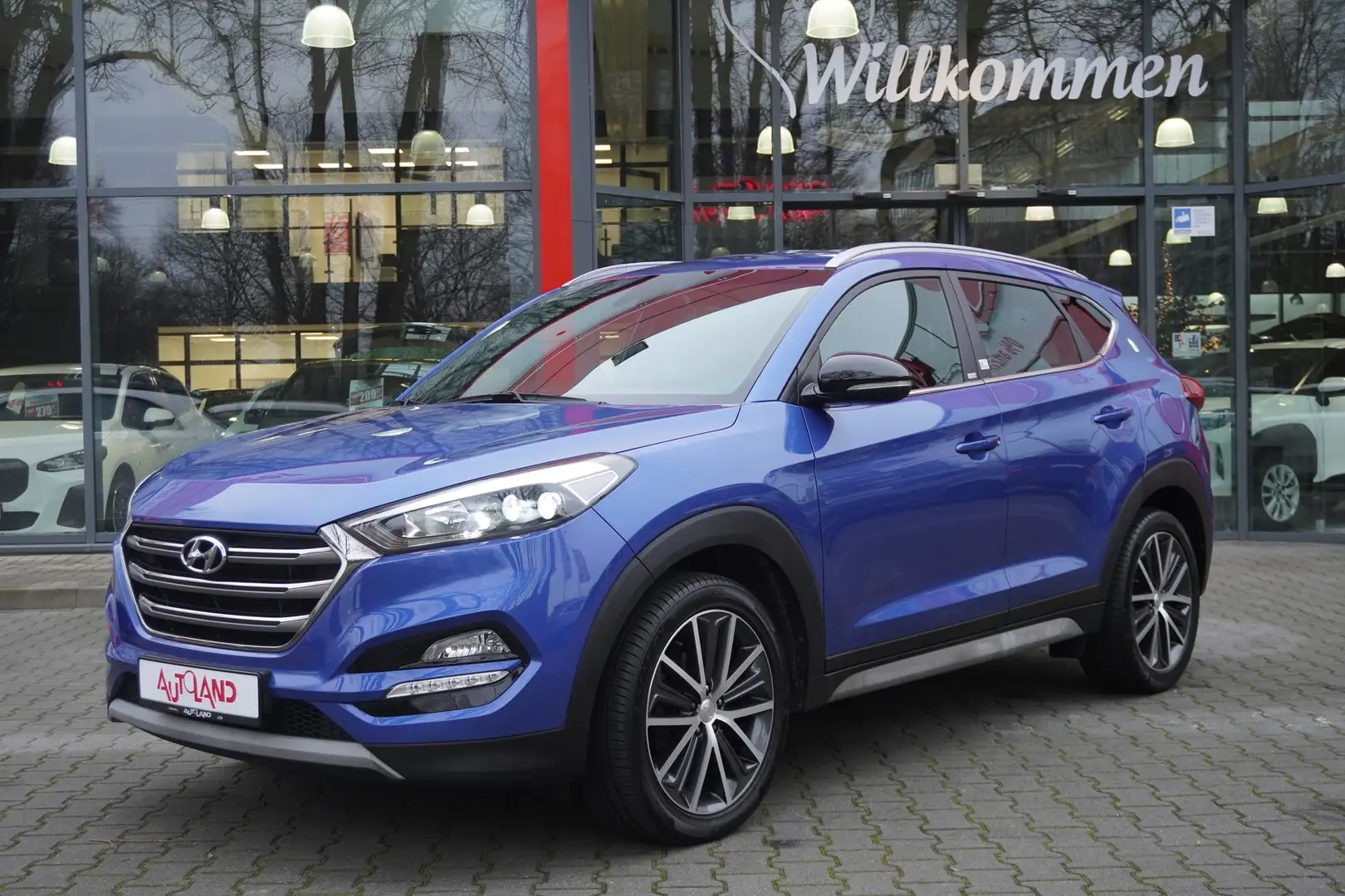 Hyundai TUCSON 1.6 T-GDI Passion + 2WD LED Navi Keyless Blau - 2