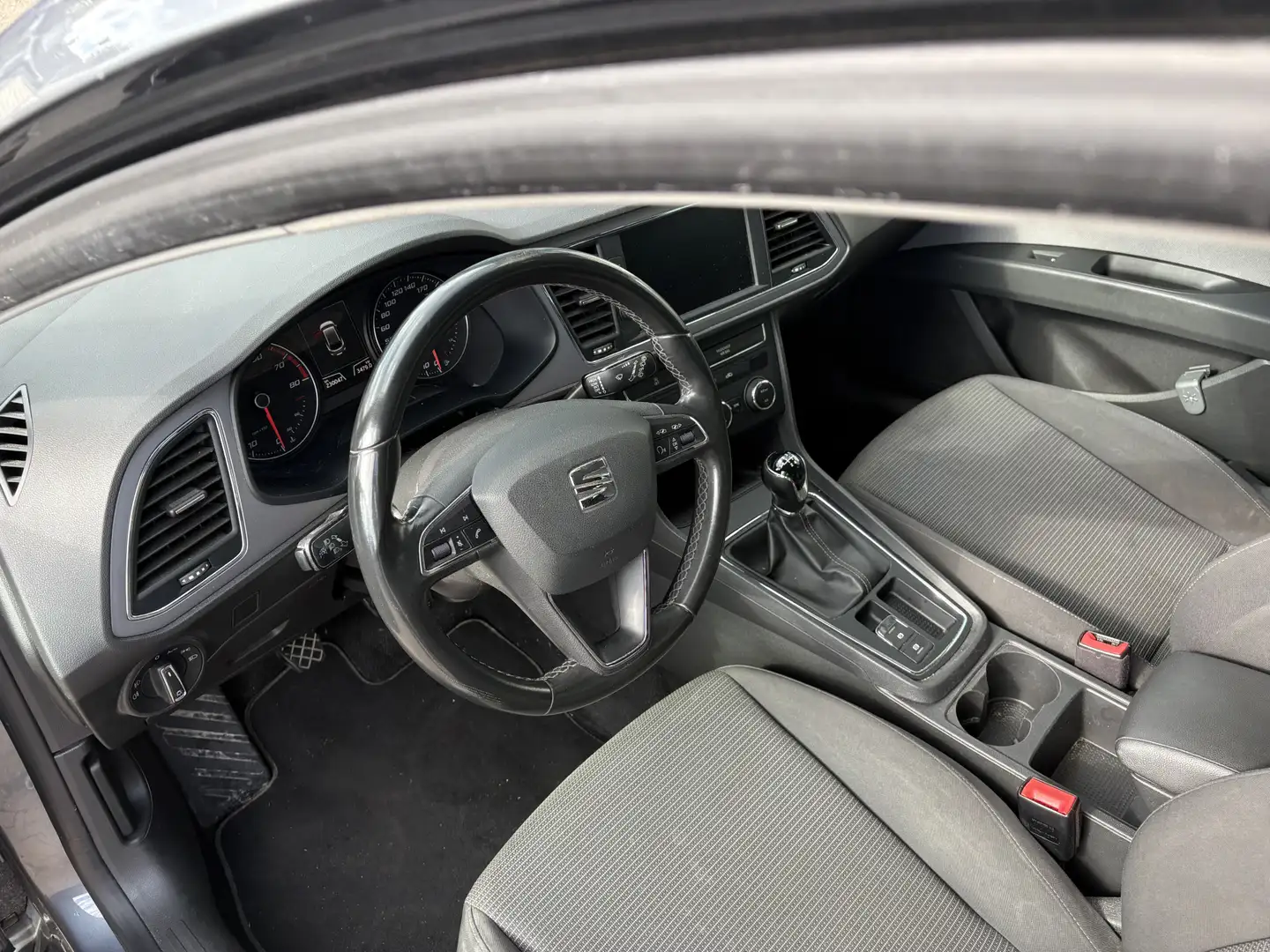 SEAT Leon ST 1.0 EcoTSI Style Business Intense, climate/crui Grijs - 2