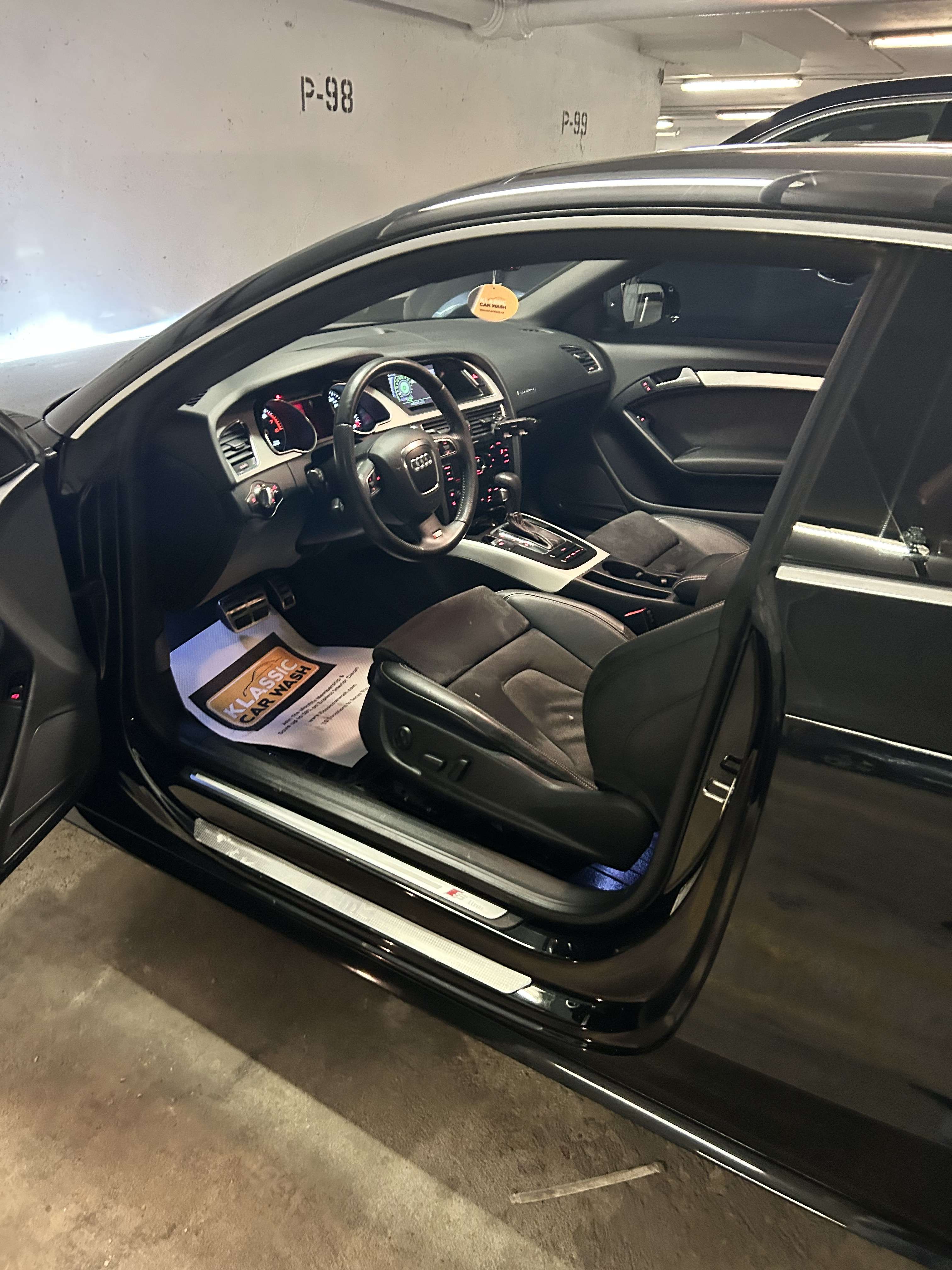 2012 Audi A5 Premium thumb 8