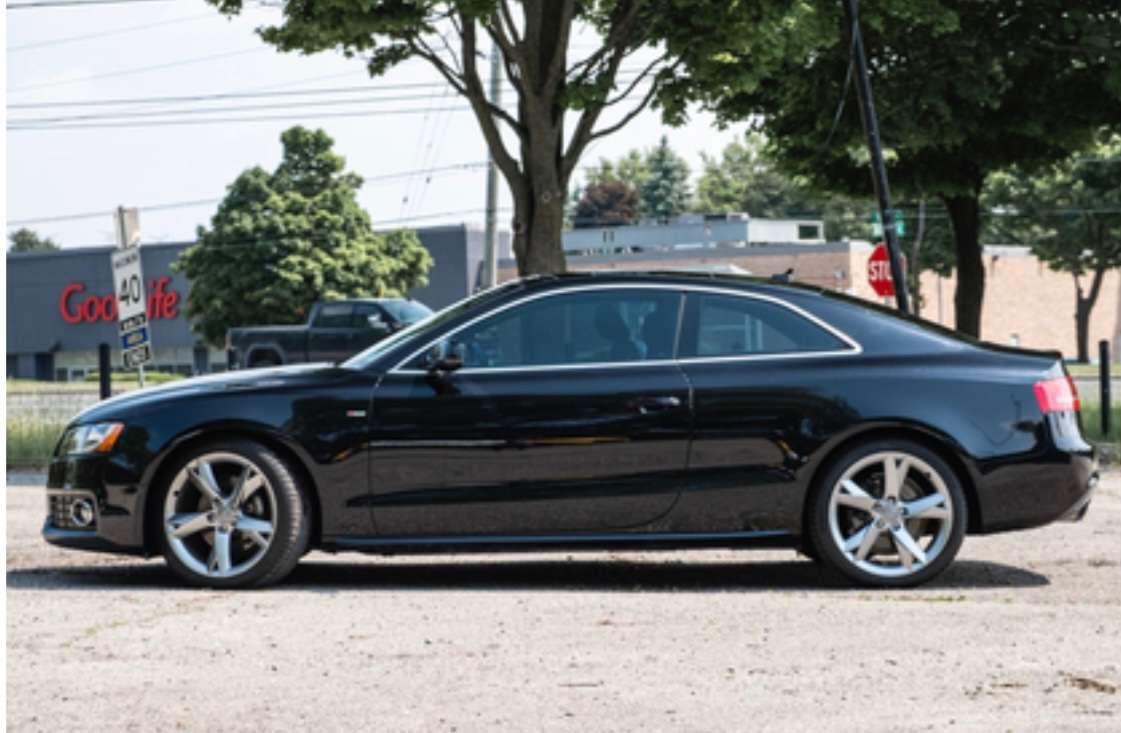 2012 Audi A5 Premium alt 2