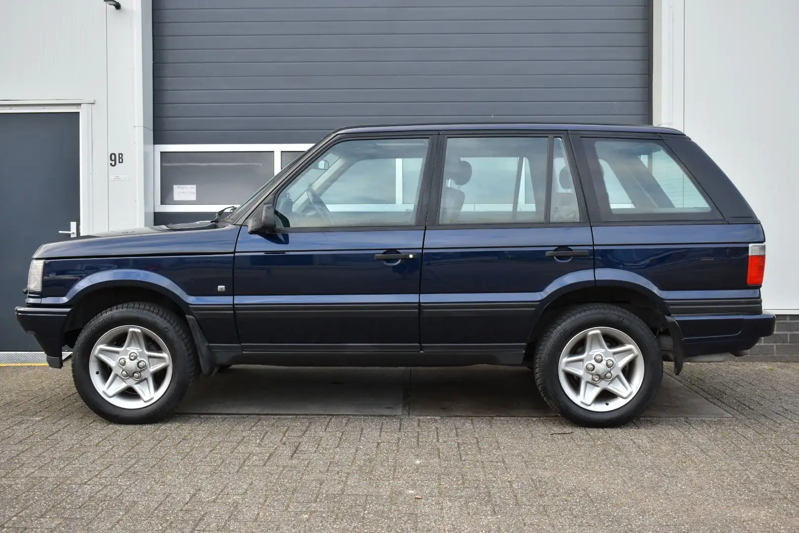 Land Rover Range Rover 4.6 HSE 4x4 weinig km. Blauw - 2