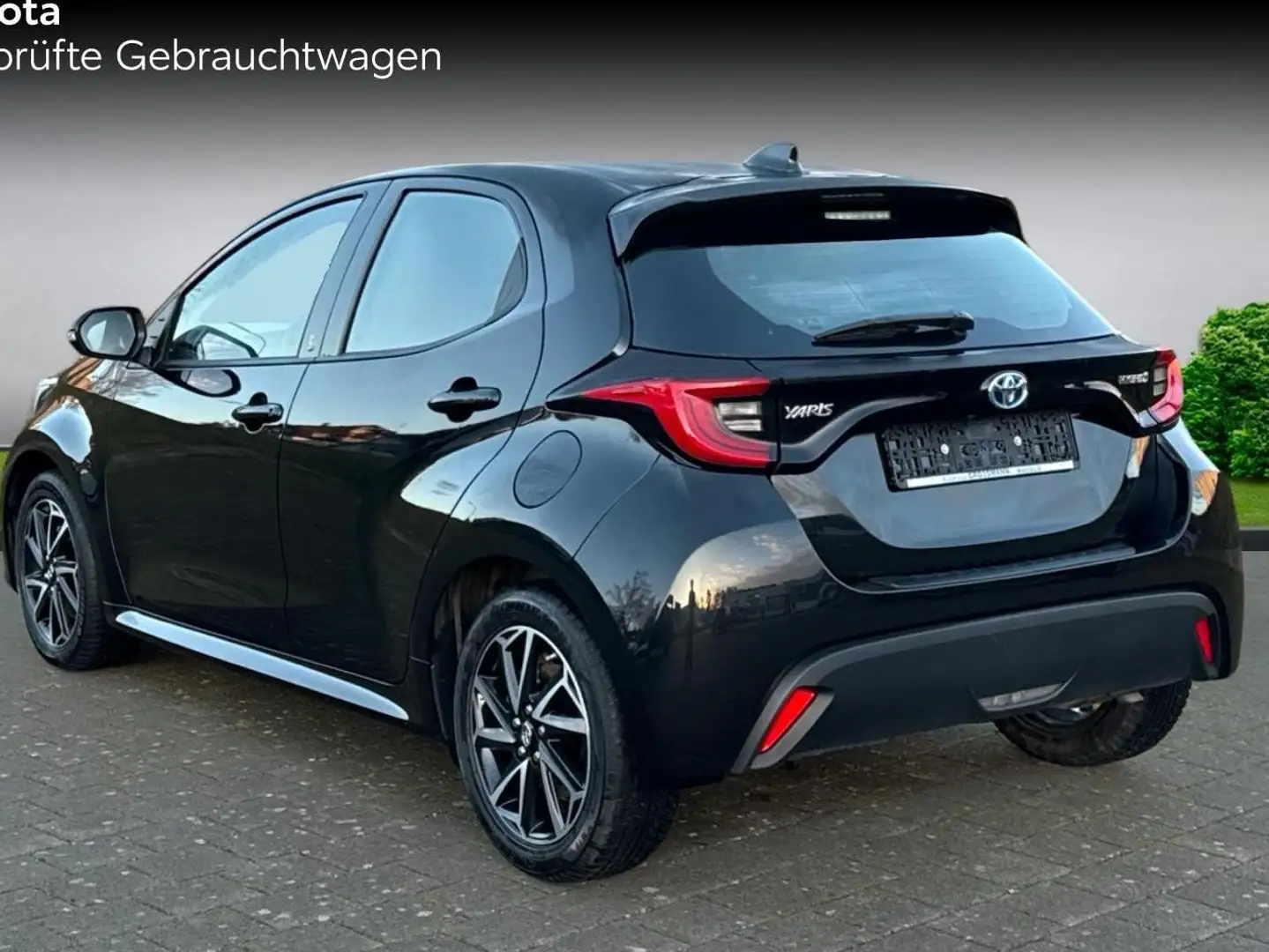 Toyota Yaris Hybrid Team Deutschland Winter-Paket SH Smart-Key Schwarz - 2