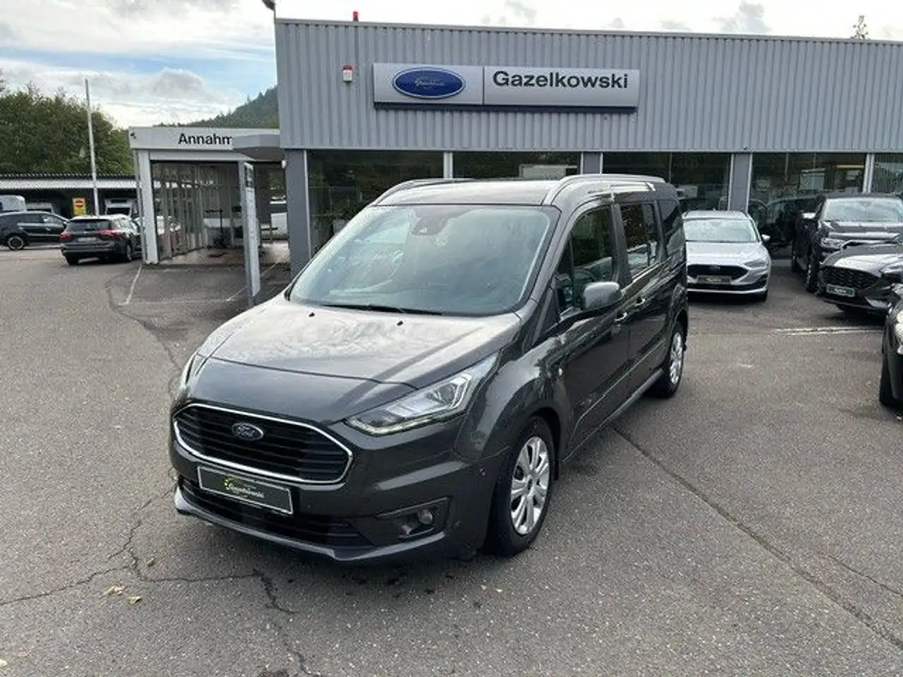 Ford Grand Tourneo