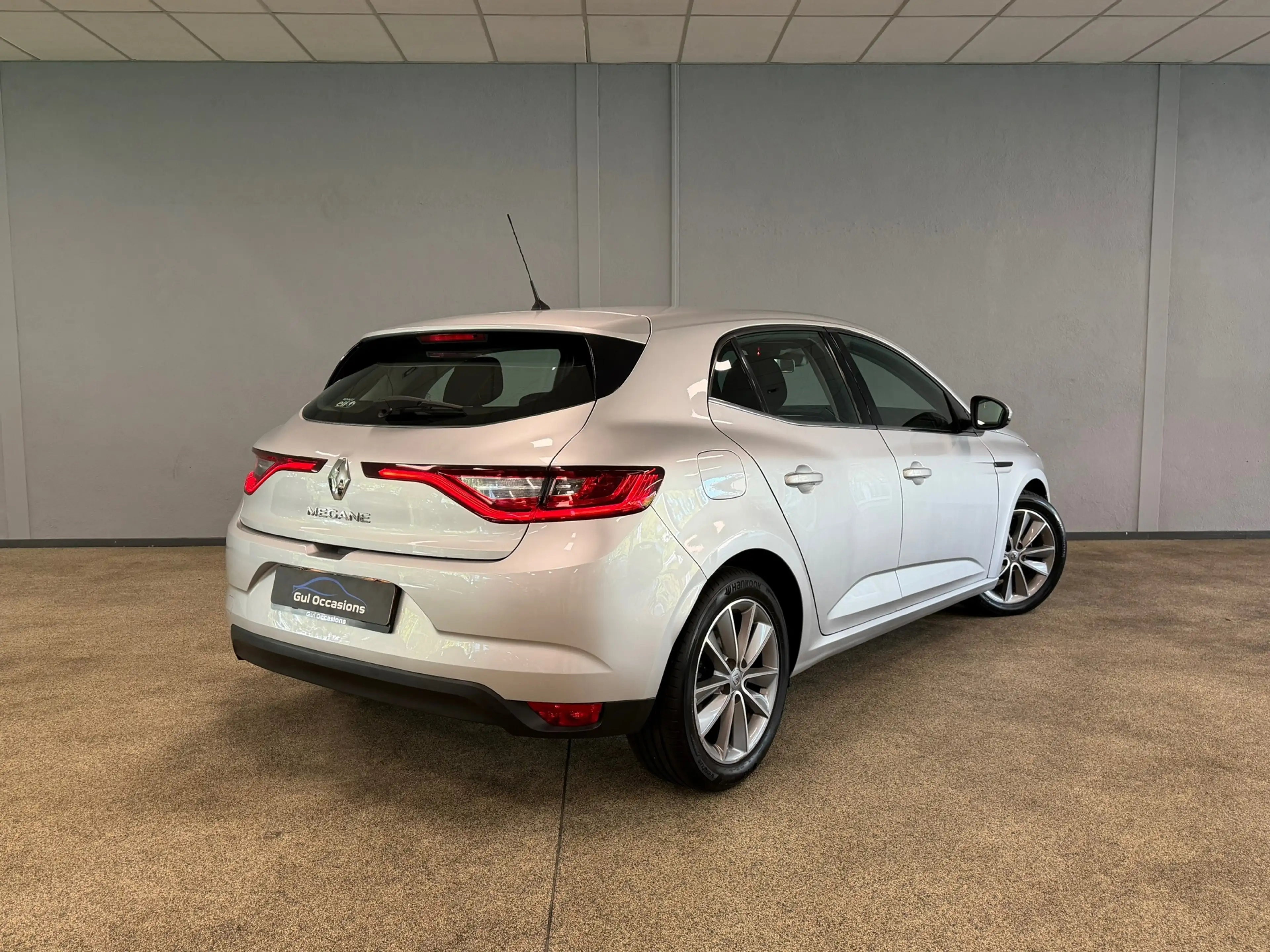 Renault Megane 1.2 TCe Zen NAVI|CRUISE|CLIMA — photo 4