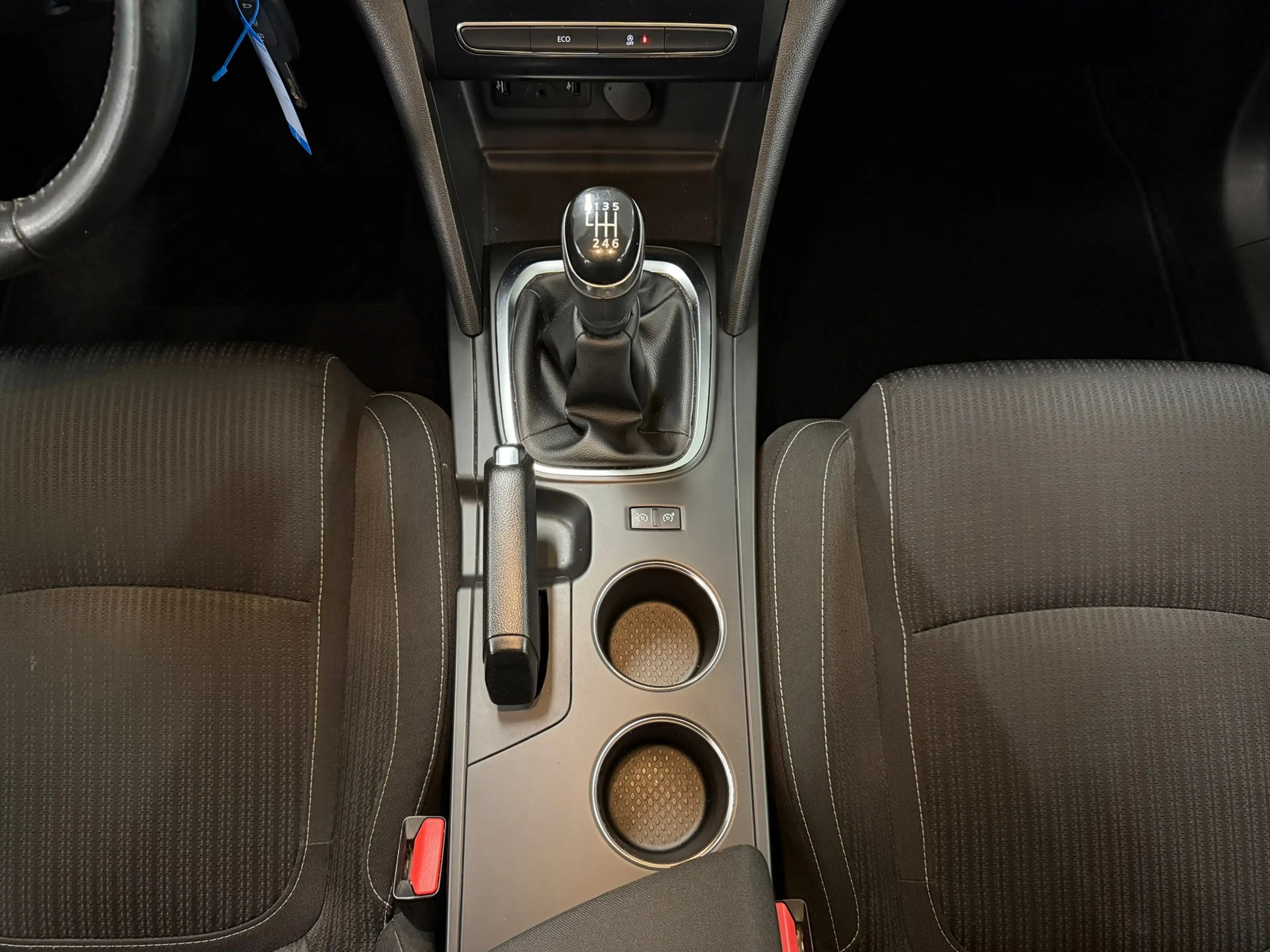 Renault Megane 1.2 TCe Zen NAVI|CRUISE|CLIMA — photo 19