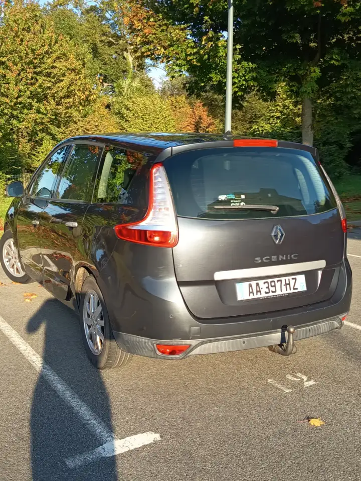 Renault Grand Scenic GRAND SCENIC DCI 130 DYNAMIQUE PRO
