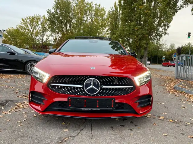 Mercedes-Benz A 220 4M/AMG/Pano/Night/19"/360°/AHK/Memory/LED