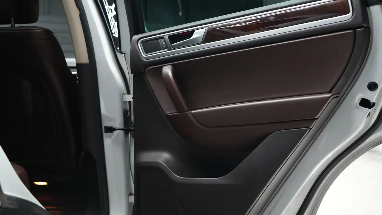 Volkswagen Touareg снимка Volkswagen Touareg