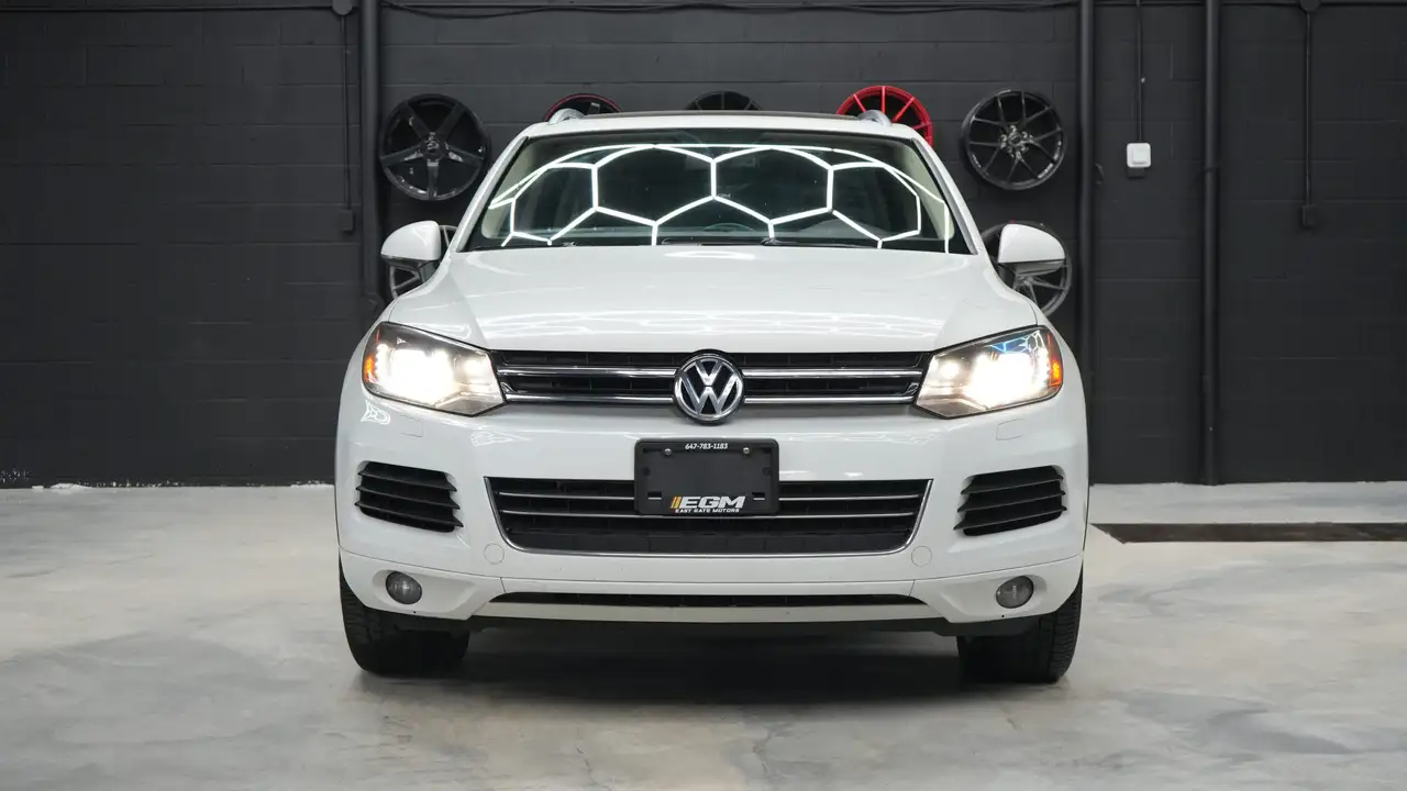 Volkswagen Touareg снимка Volkswagen Touareg