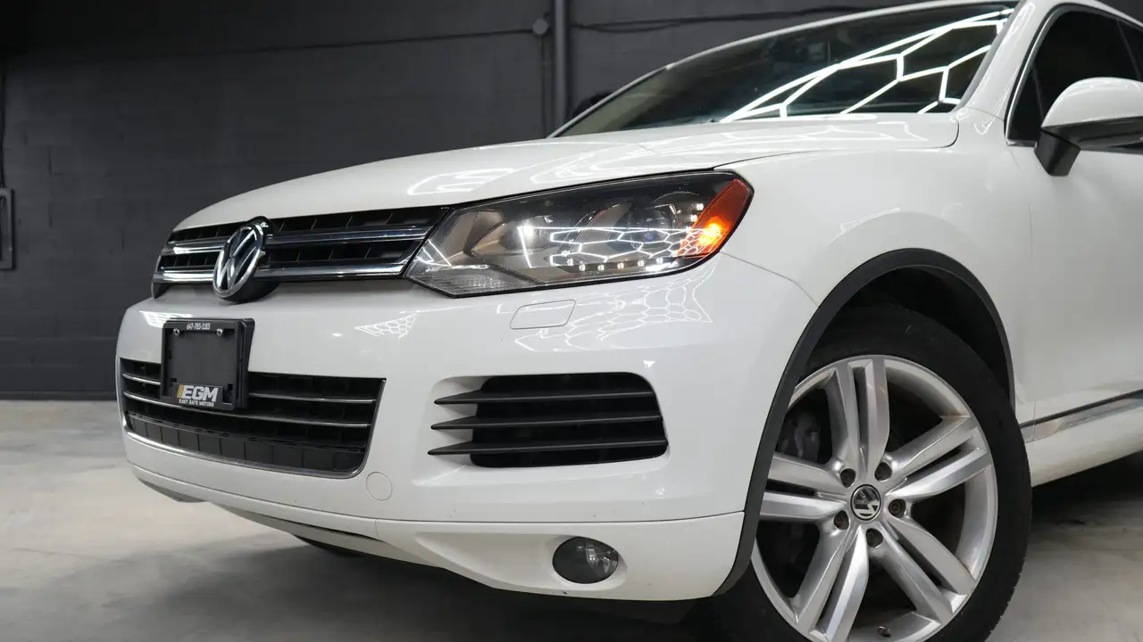 Volkswagen Touareg снимка Volkswagen Touareg