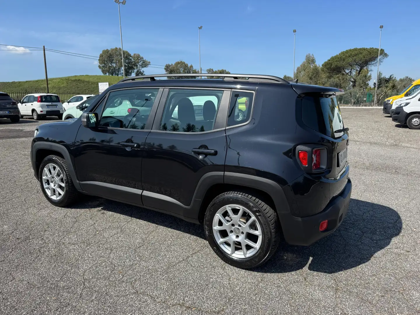 Jeep Renegade 1.3 T4 DDCT Limited Nero - 2