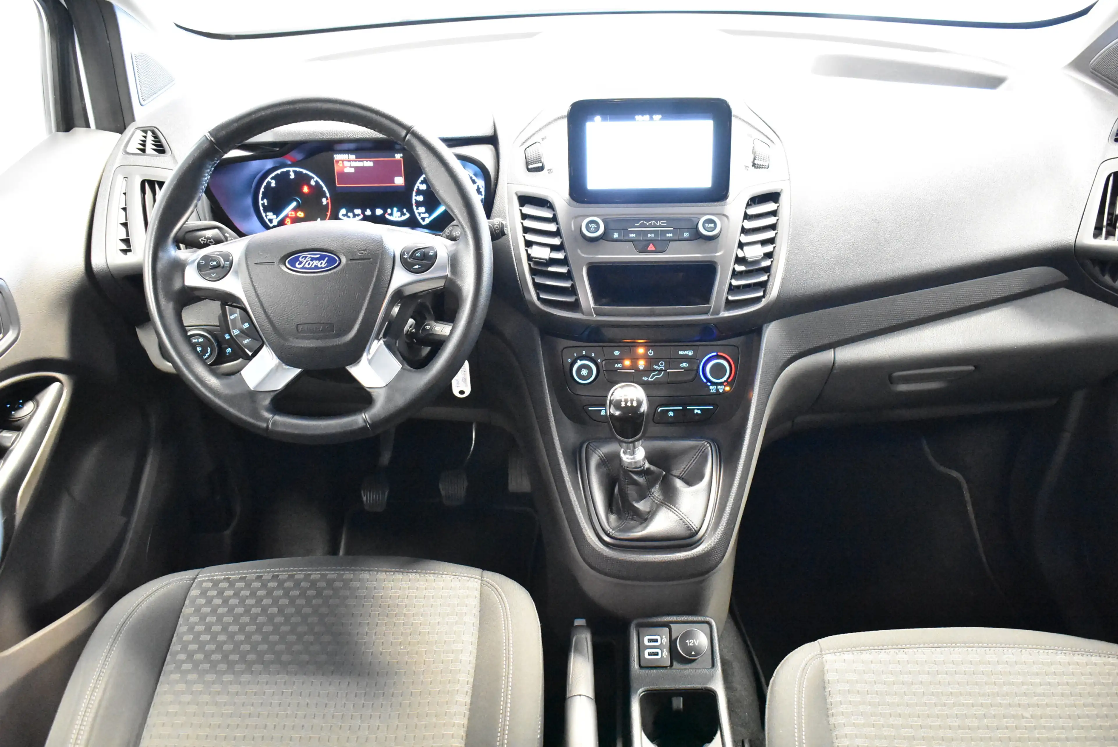 Ford Transit Connect 230 L2 Navi 5 Sitze PDC Kamera — photo 14