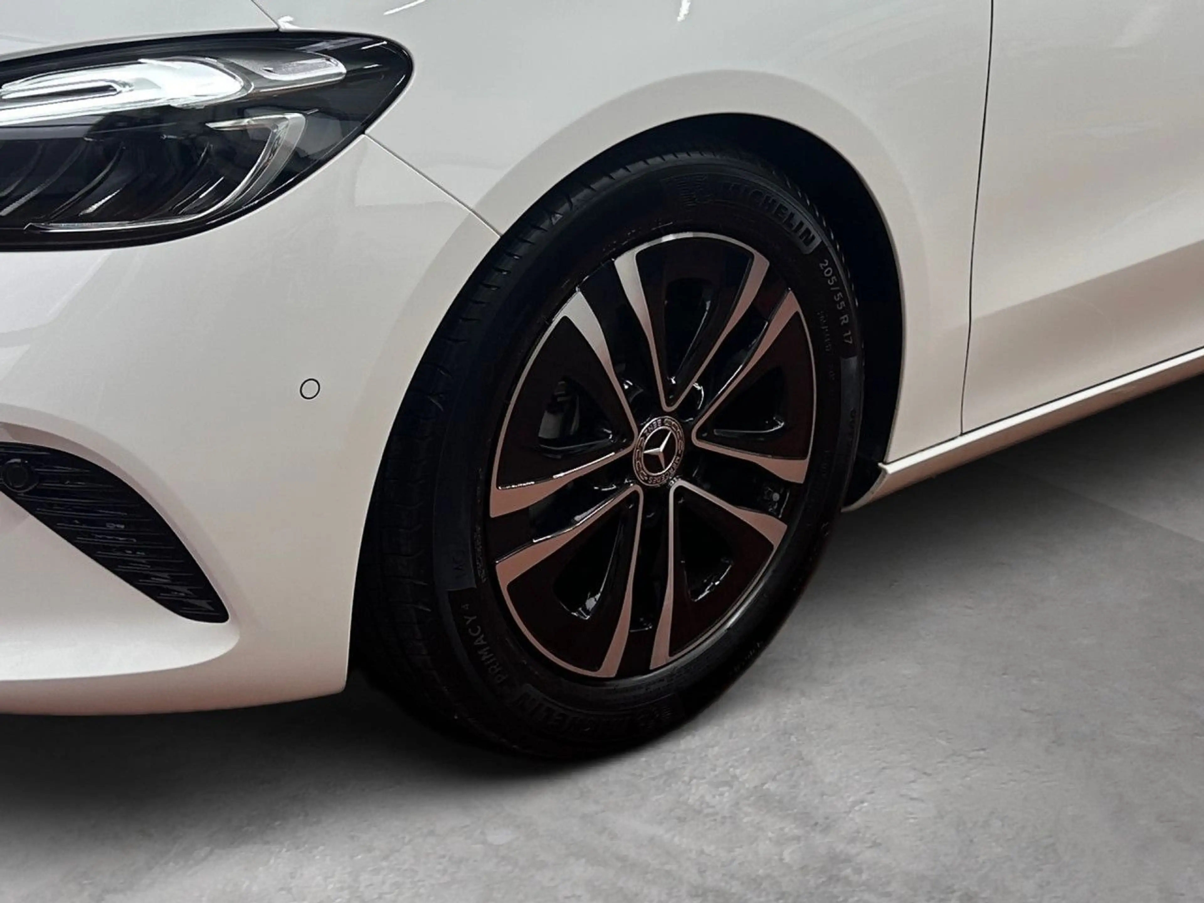 Mercedes-Benz B 180 Progressive 360°+MEMORY+PANO+BURMESTER — photo 7