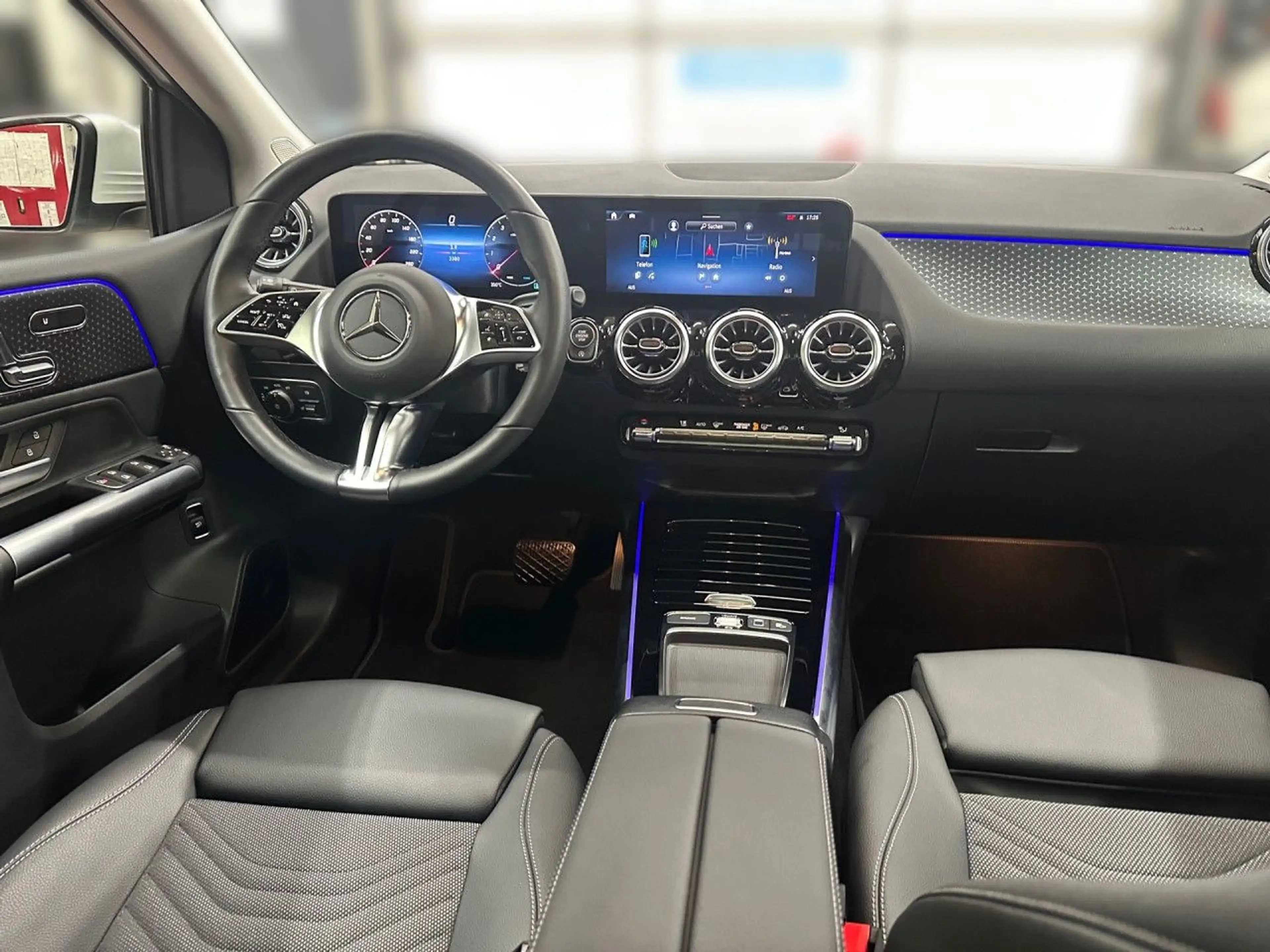 Mercedes-Benz B 180 Progressive 360°+MEMORY+PANO+BURMESTER — photo 12