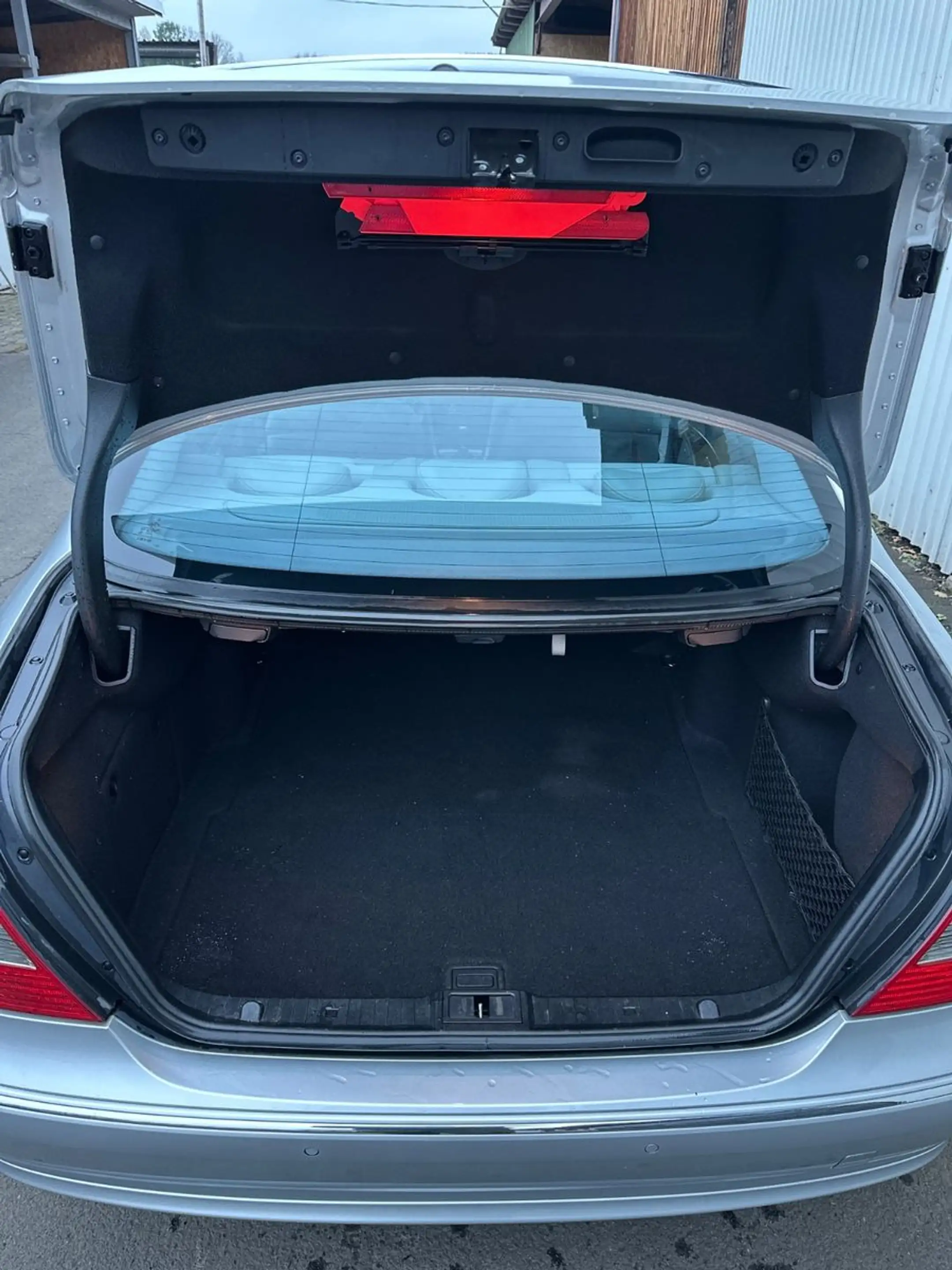 Mercedes-Benz E 280 Lim 4Matic AHK TOP Zustand — photo 13