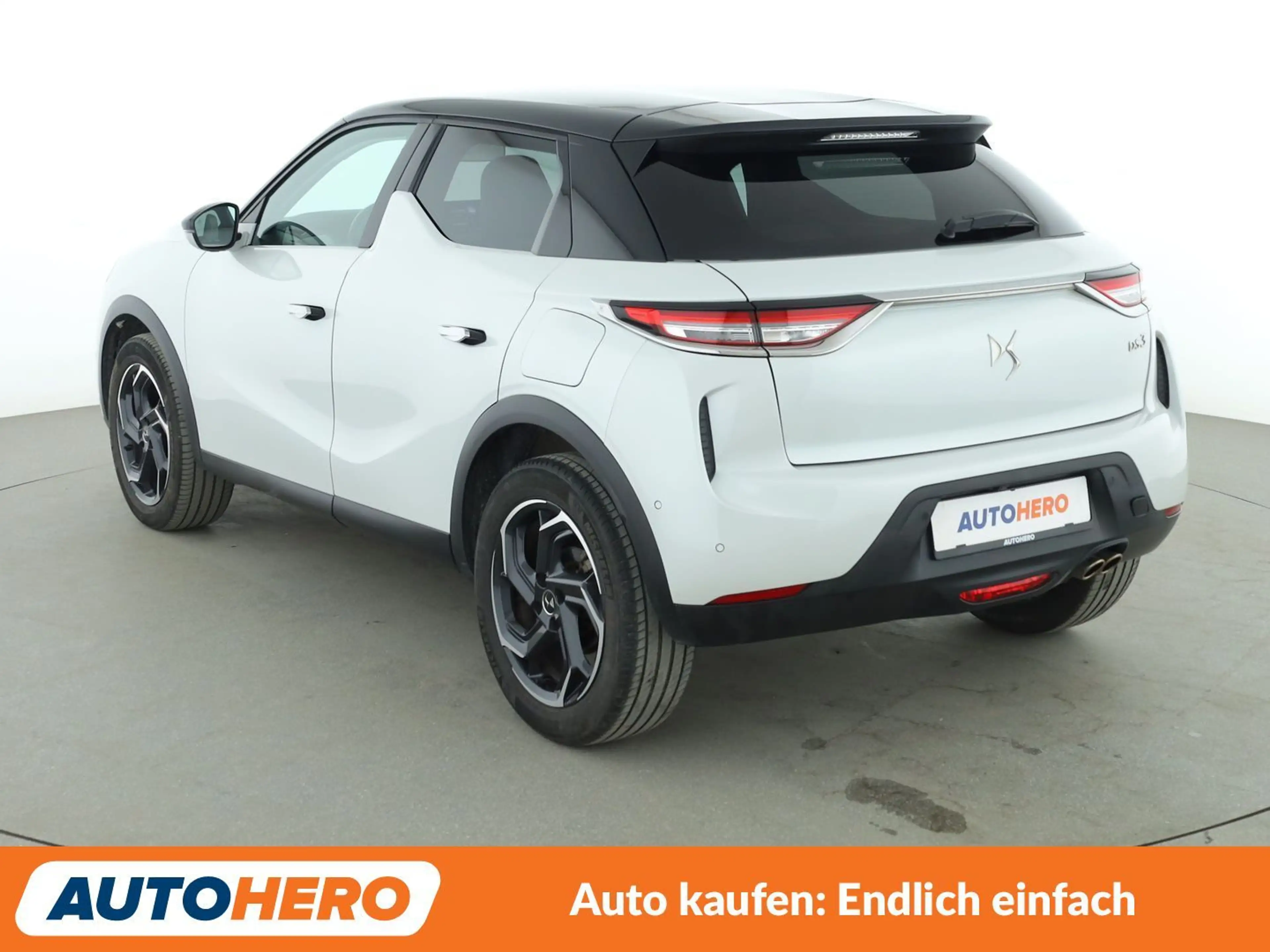 DS Automobiles DS 3 Crossback 1.2 PureTech So Chic — photo 4