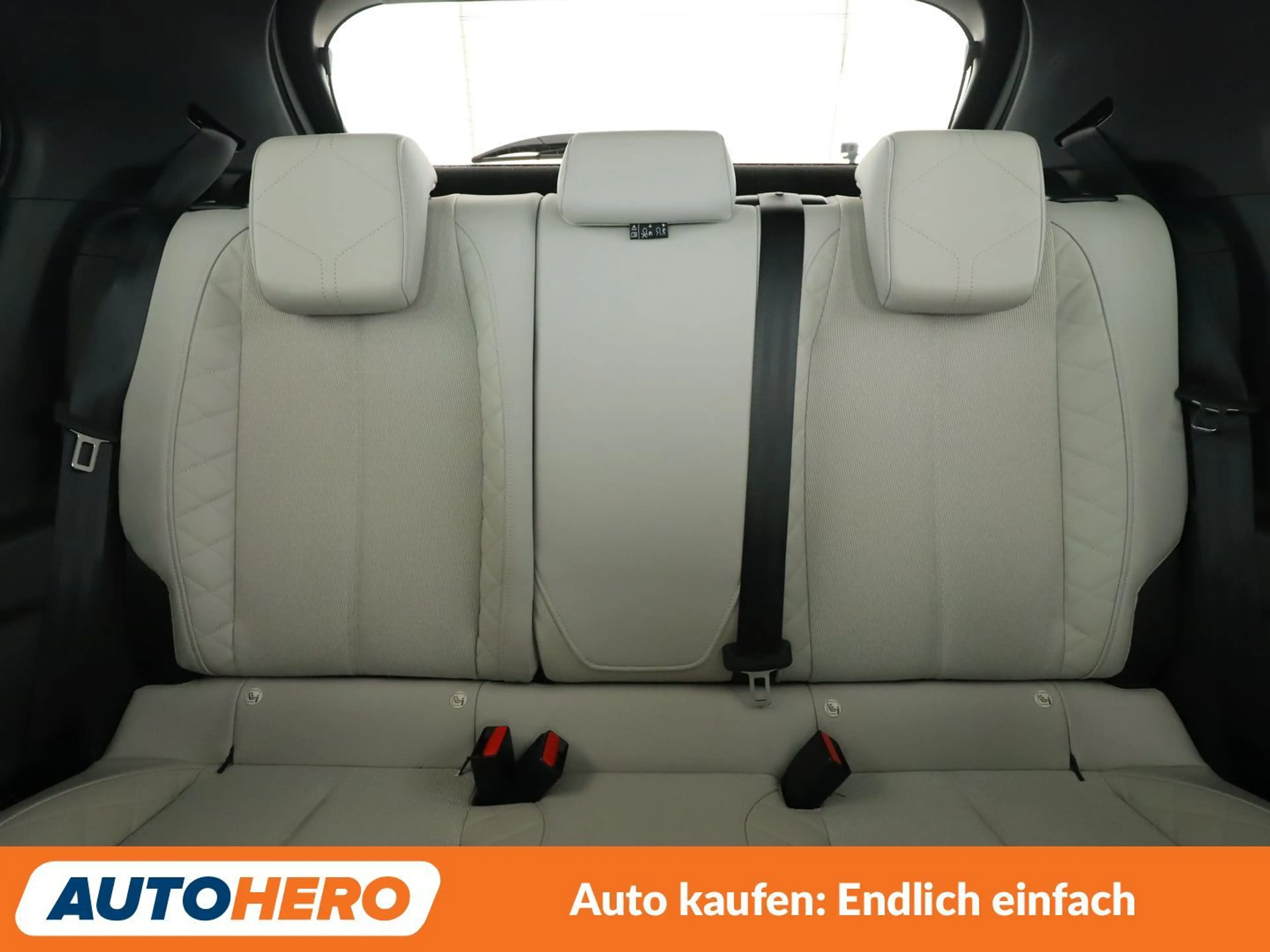 DS Automobiles DS 3 Crossback 1.2 PureTech So Chic — photo 15