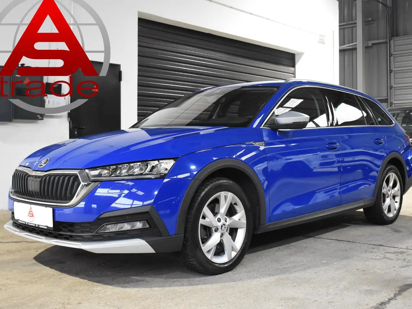 Skoda Octavia Scout 2,0 TDI DSG 4x4 Head Up/ AHK/ Virtual Blau - 1
