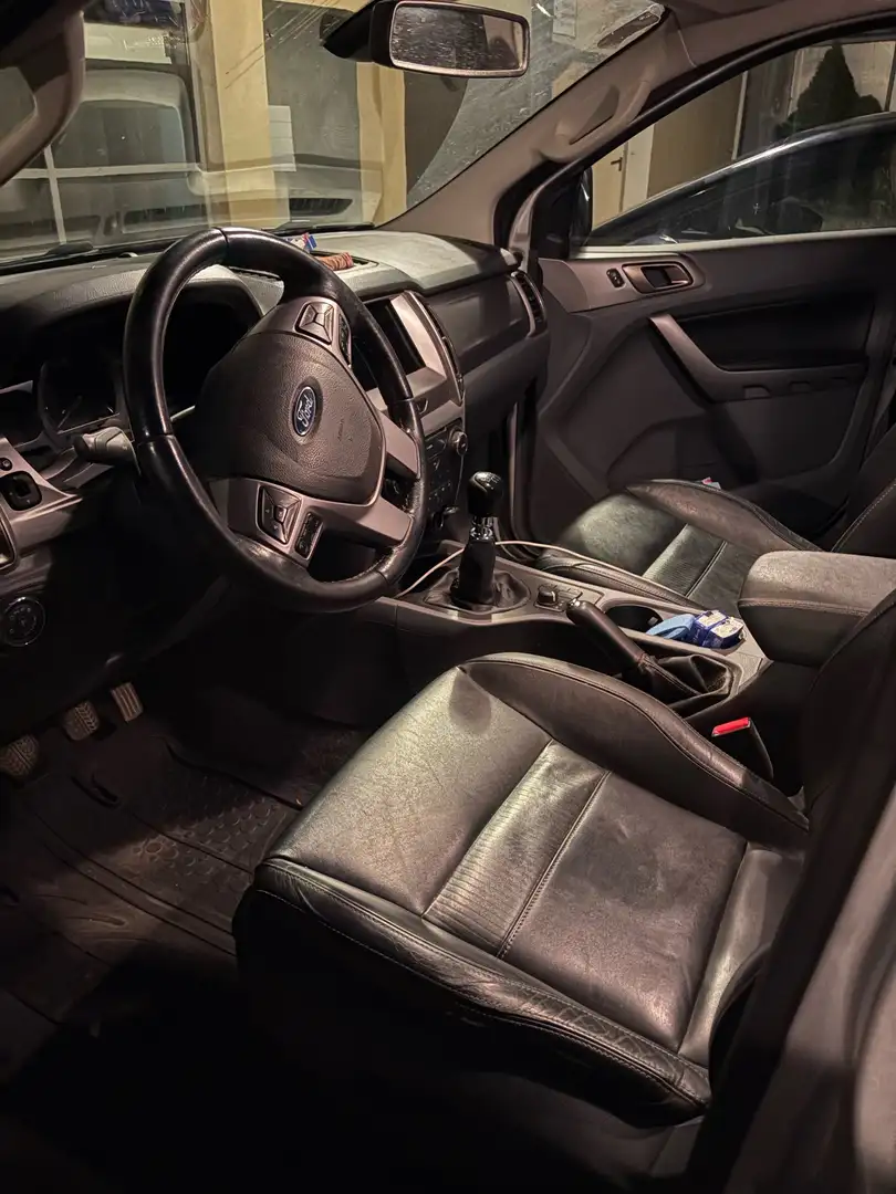 Ford Ranger Limited Silber - 1