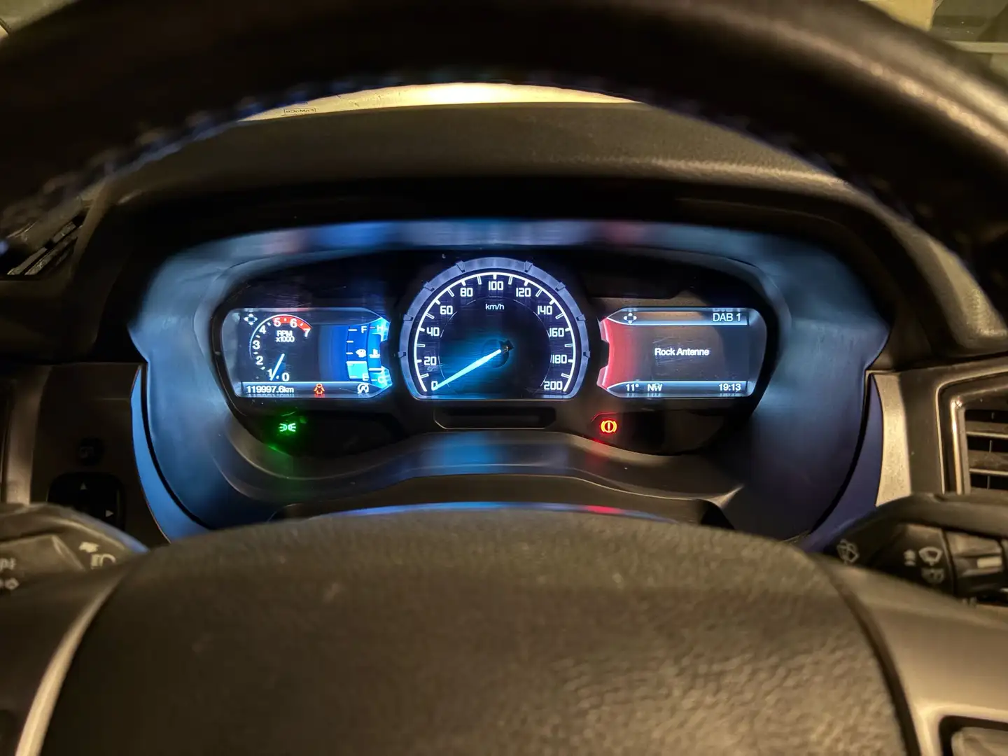Ford Ranger Limited Silber - 2