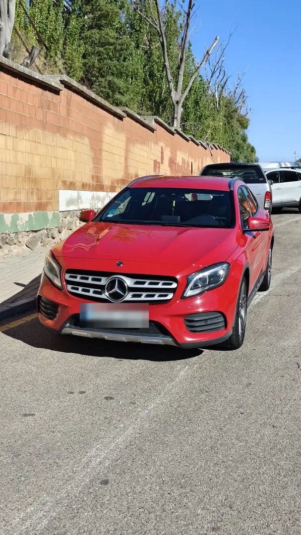 Mercedes-Benz GLA 200 200d Urban 7G-DCT - 1