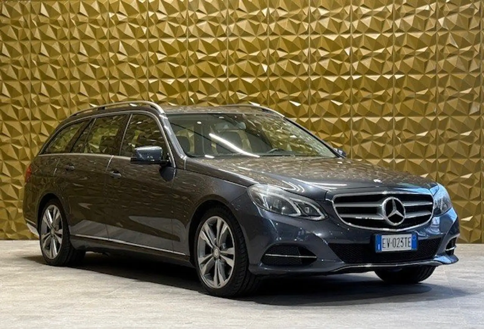 Mercedes-Benz E 250 Classe E 250d SW cdi Sport 4matic auto Gris - 2