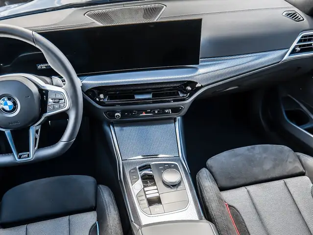 BMW 3 Series view 10