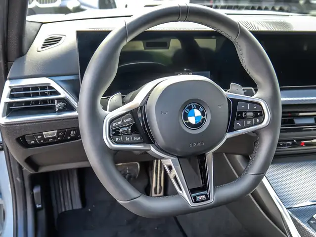 BMW 3 Series view 13