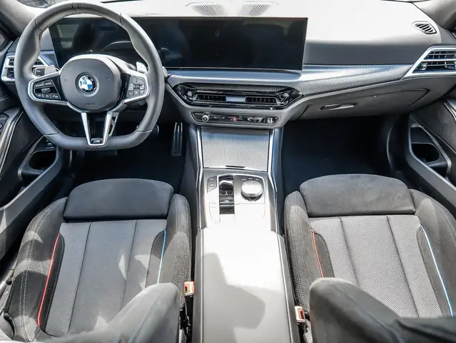 BMW 3 Series view 8