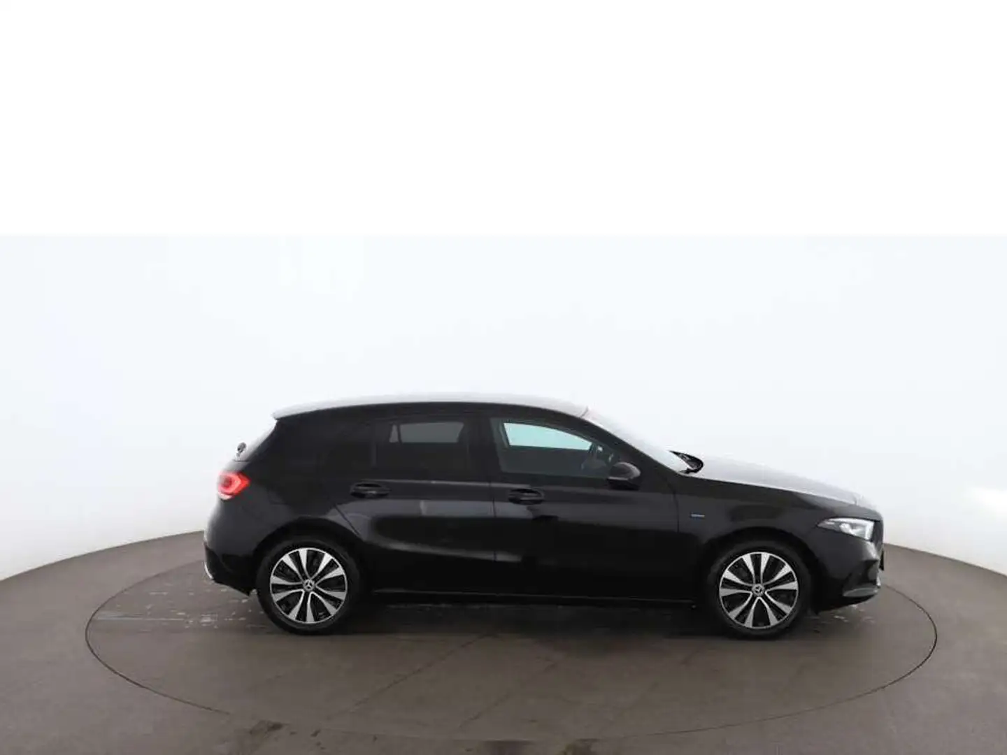 Mercedes-Benz A 250 e Progressive Aut LED RADAR NAVI LEDER R-CAM Schwarz - 2