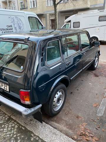 Imagine Lada Urban Lada 4x4 Urban