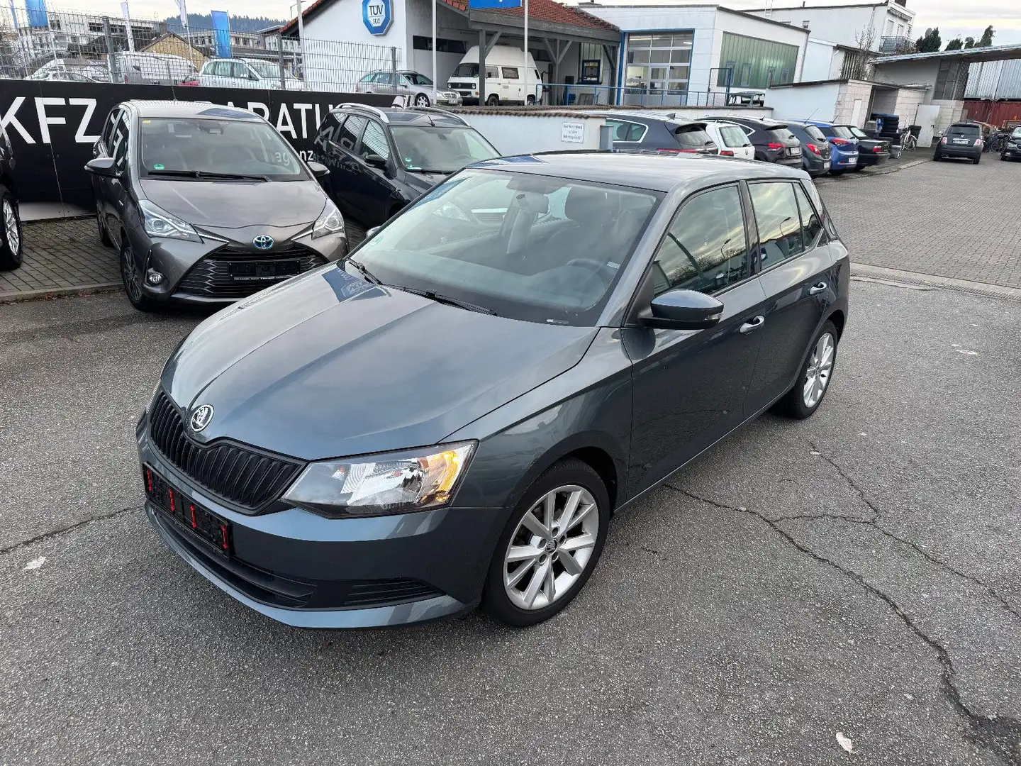Skoda Fabia Cool Edition/Euro6 Grau - 1