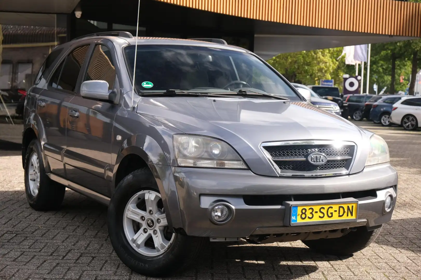 Kia Sorento 2.4i X-treme/4x4/Clima/Trekhaak/Cruise/Verwarmde v Grigio - 2