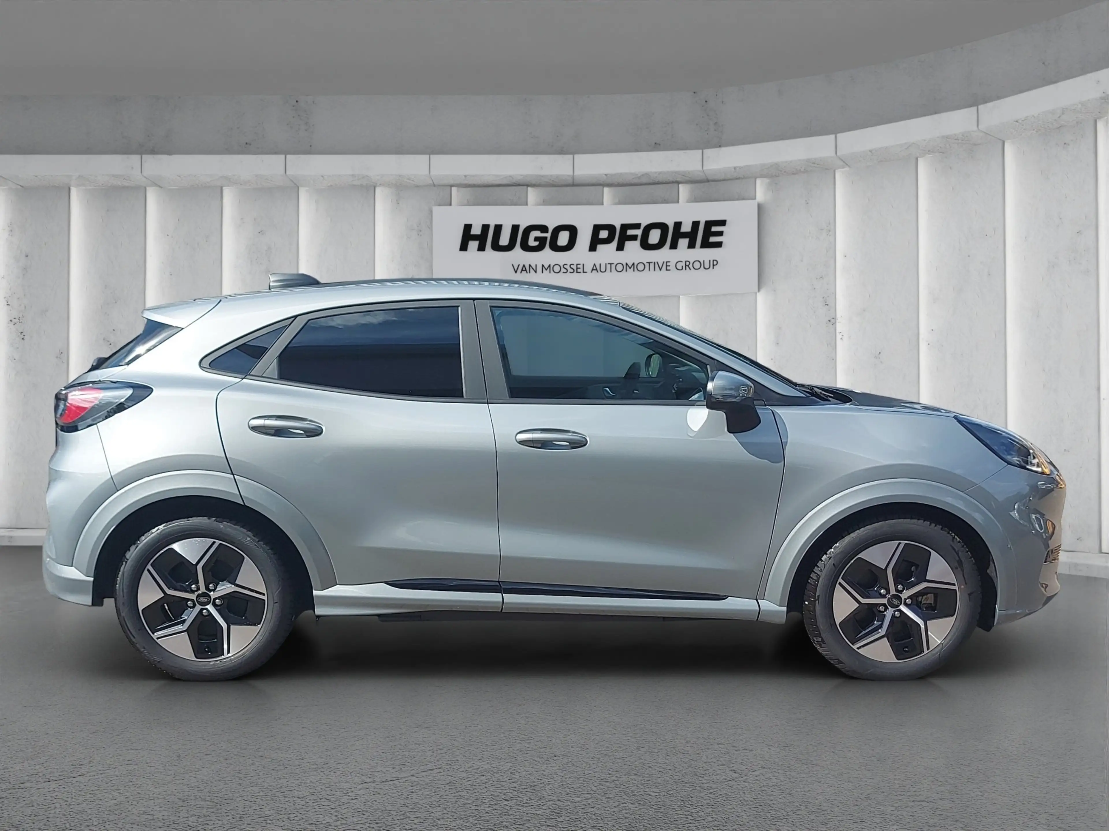 Ford Puma Gen-E 46.8 kWh Sports Utility Vehicle. 124 kW. 5-türig — photo 6