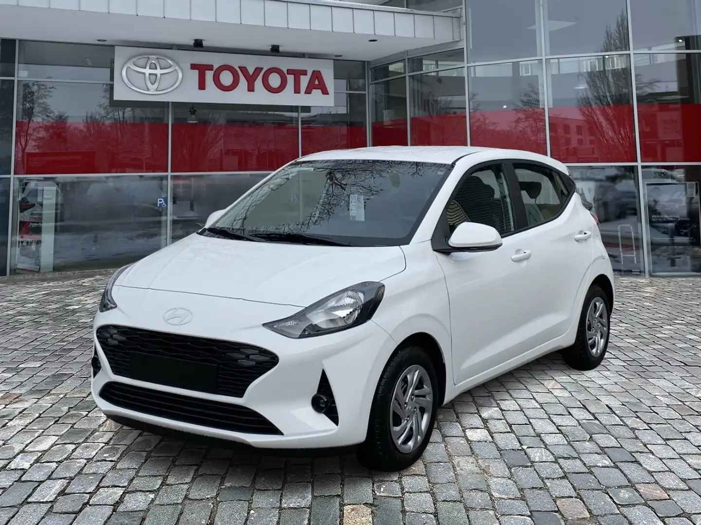 Hyundai i10 1.0 Select *Navigation,Kamera,CarPlay,uvm* Grün - 1